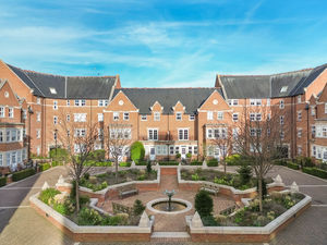 Photo 1- click for photo gallery